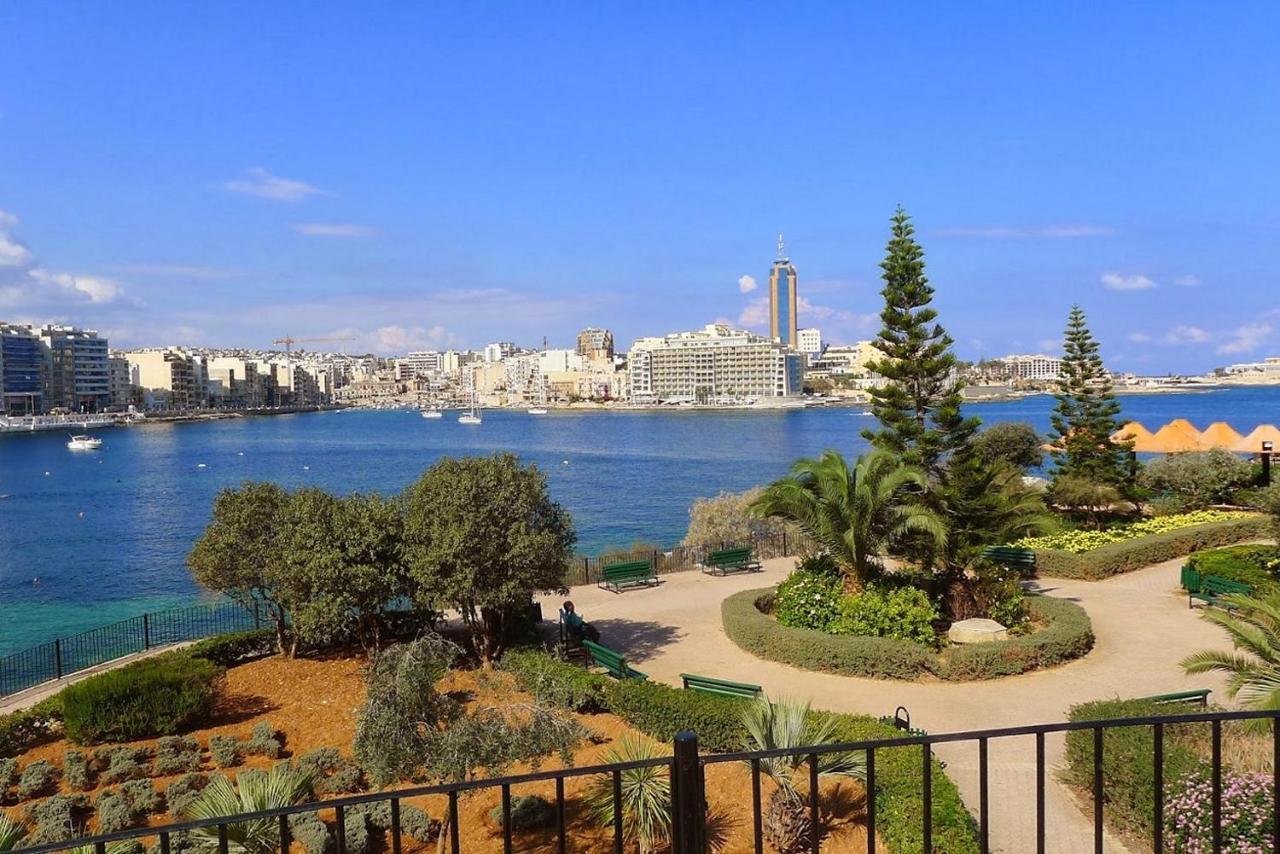 Modern Seaview Apartment In A Prime Location سليمة المظهر الخارجي الصورة