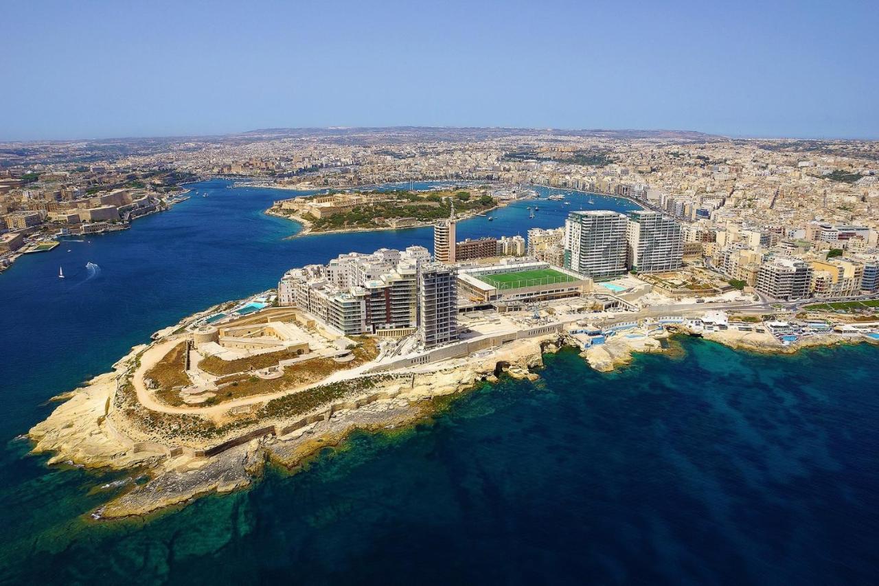 Modern Seaview Apartment In A Prime Location سليمة المظهر الخارجي الصورة