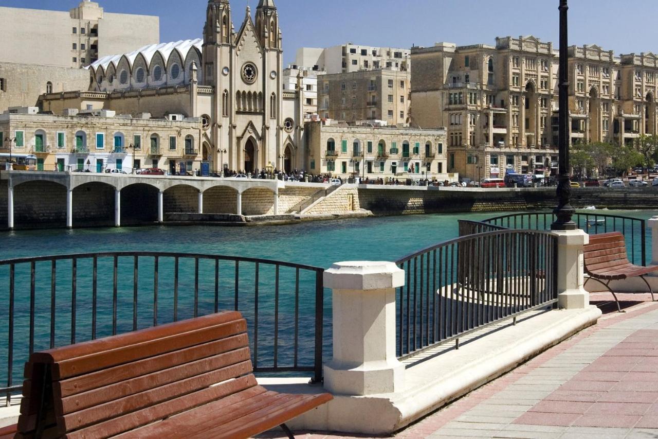Modern Seaview Apartment In A Prime Location سليمة المظهر الخارجي الصورة